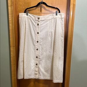 EVRI Cream Eyelet Button-Front Midi Skirt